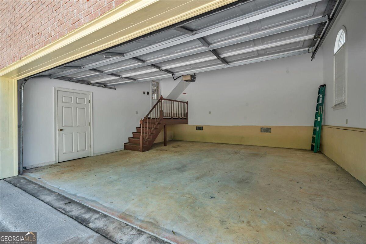 98 Beverly Drive Property Photo 69