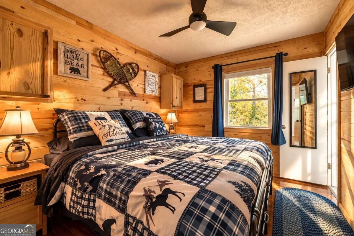 546 Happy Hollow Circle Property Photo 10