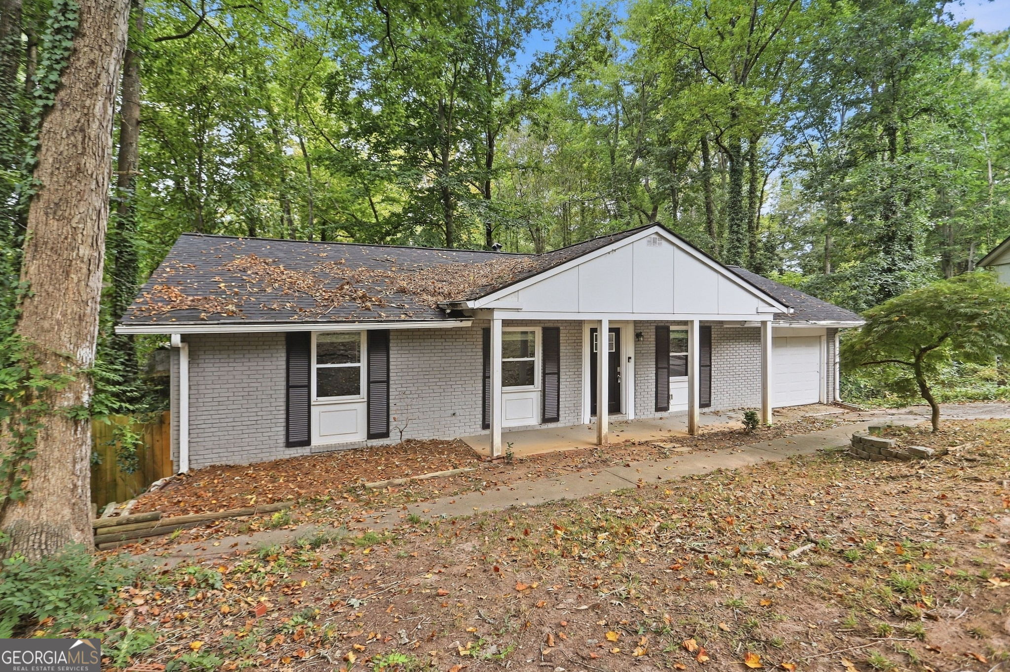 142 Learner Court SE Property Photo 1