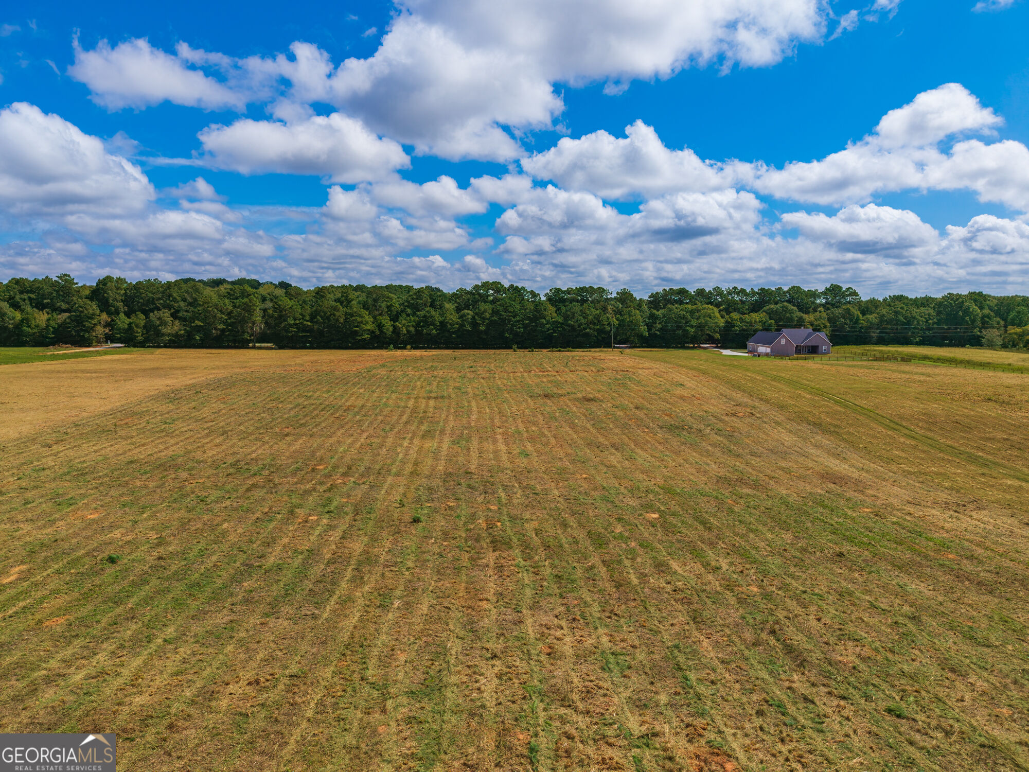 201 Hamil Road Property Photo 2