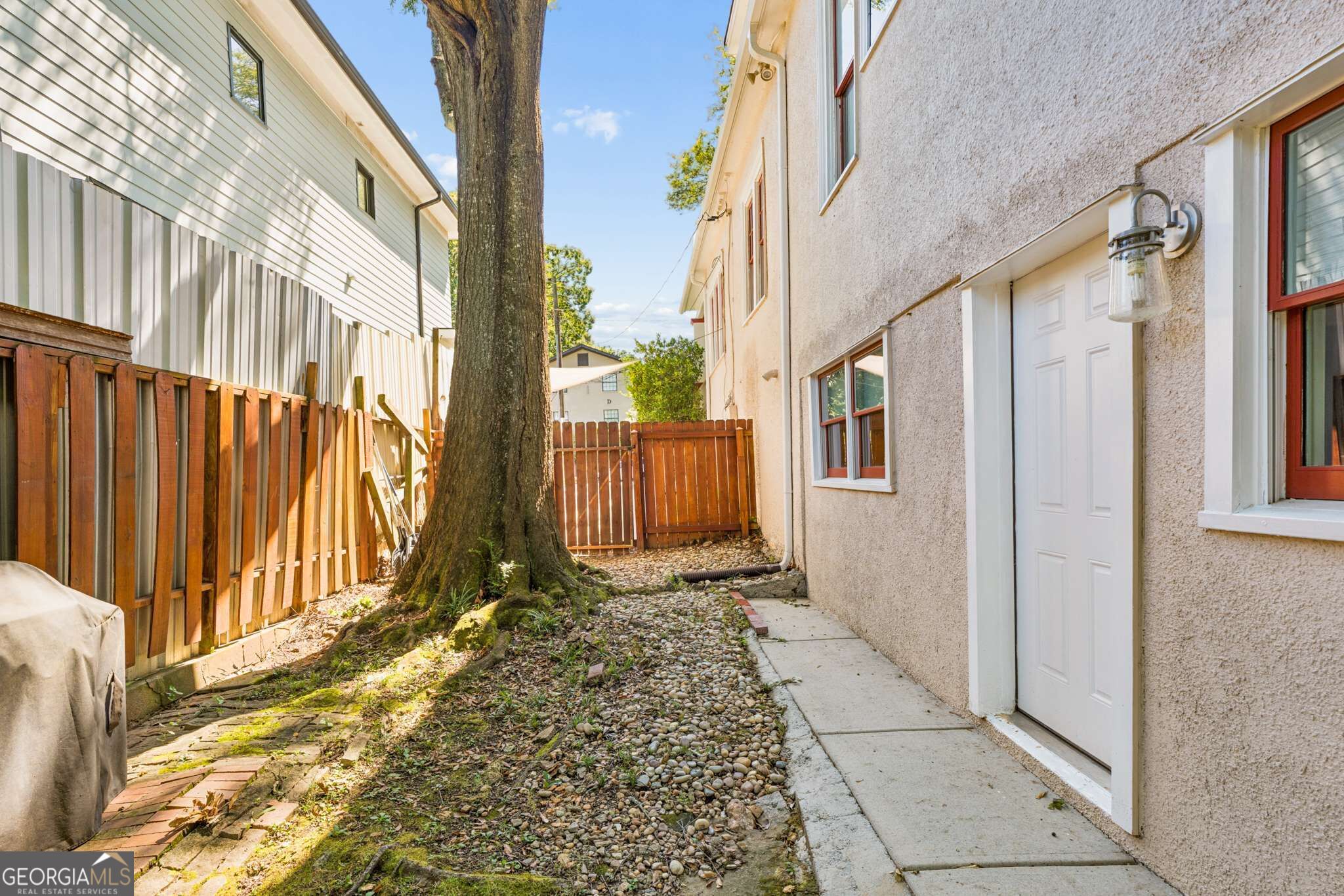 1456 Miller Avenue Ne Property Photo 62