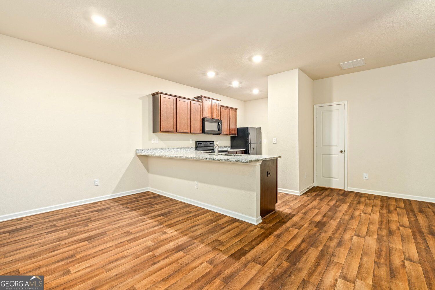 372 Morning Drive Property Photo 12