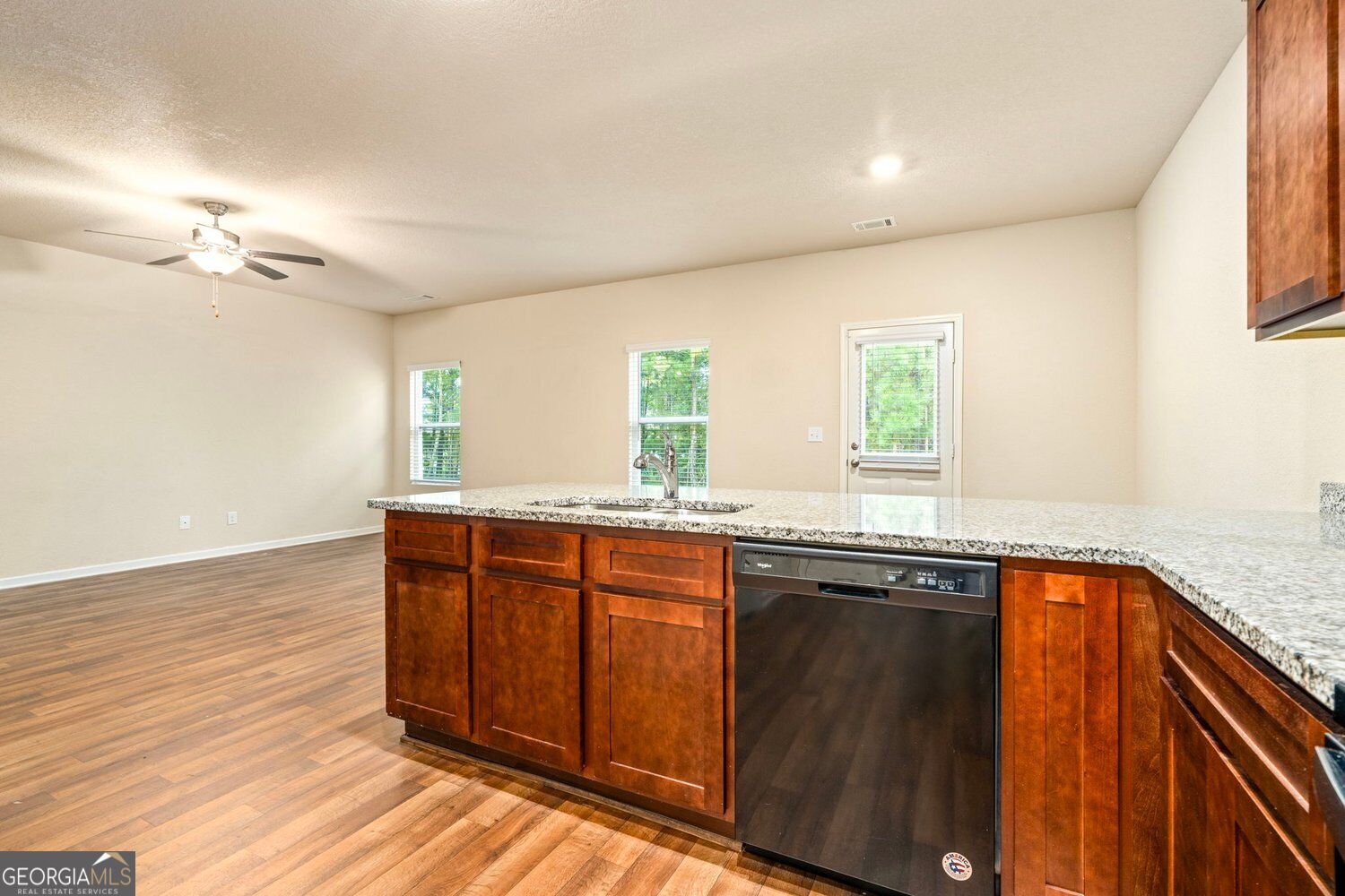 372 Morning Drive Property Photo 13