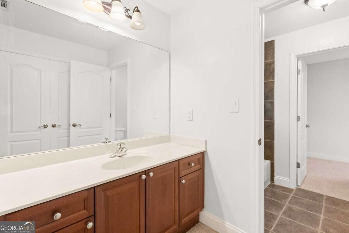 1916 Severbrook Place Property Photo 37