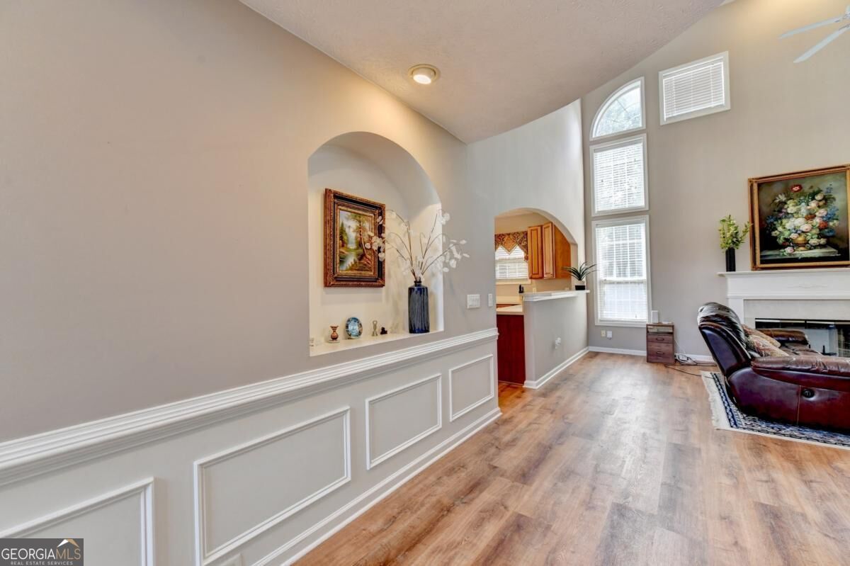 425 Martin Creek Way Property Photo 14