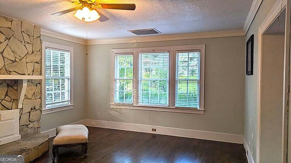 774 Boulevard Property Photo 3