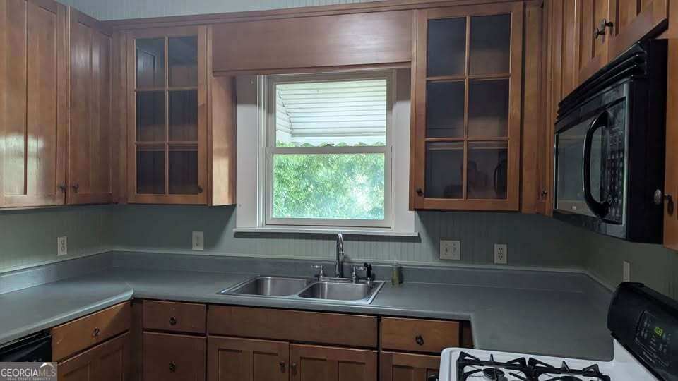 774 Boulevard Property Photo 6