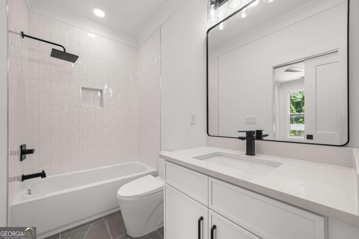 1776 S Gordon Street Sw Property Photo 31