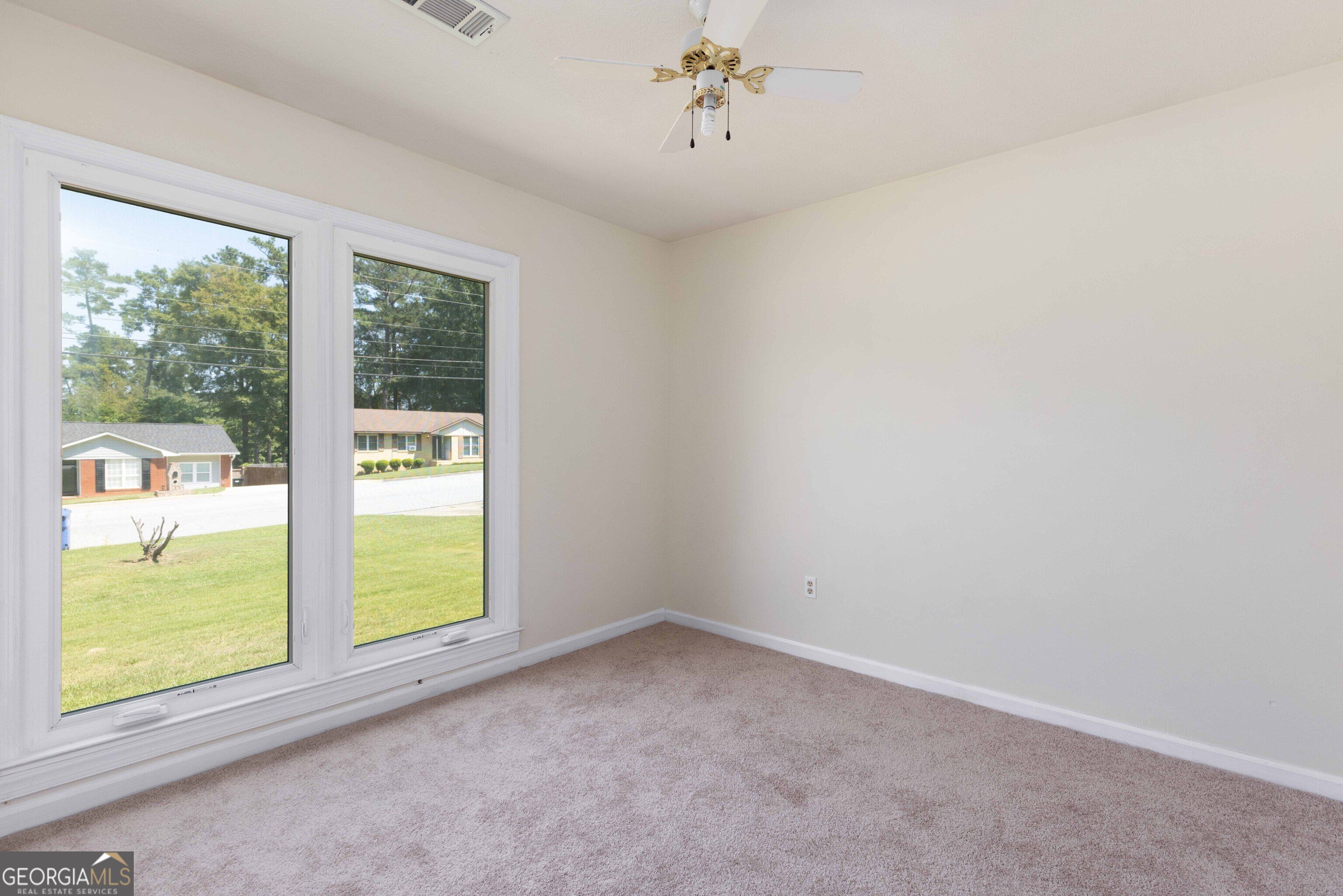 5918 Hunter Road Property Photo 11