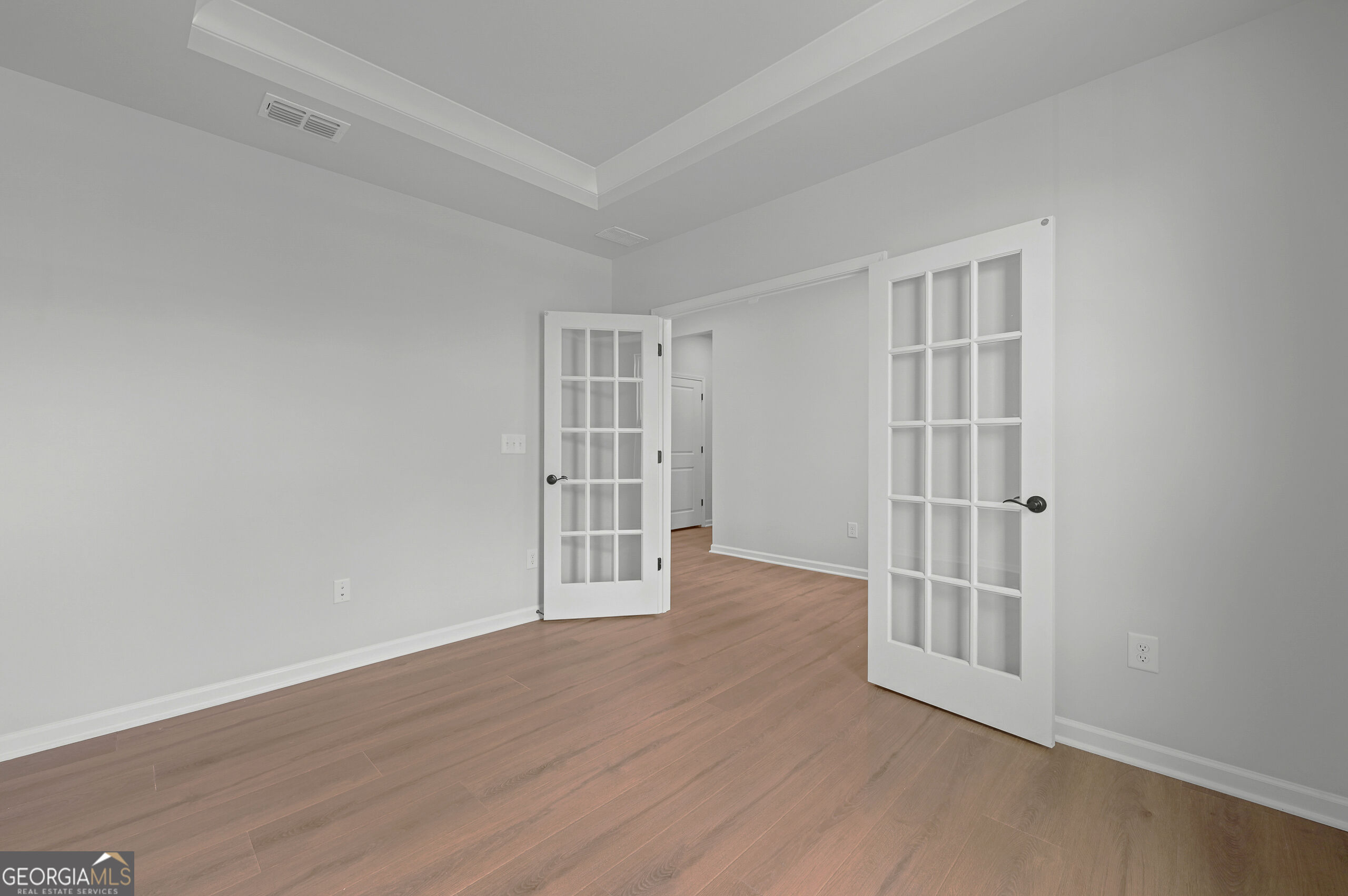 1025 Dirr Drive Property Photo 4