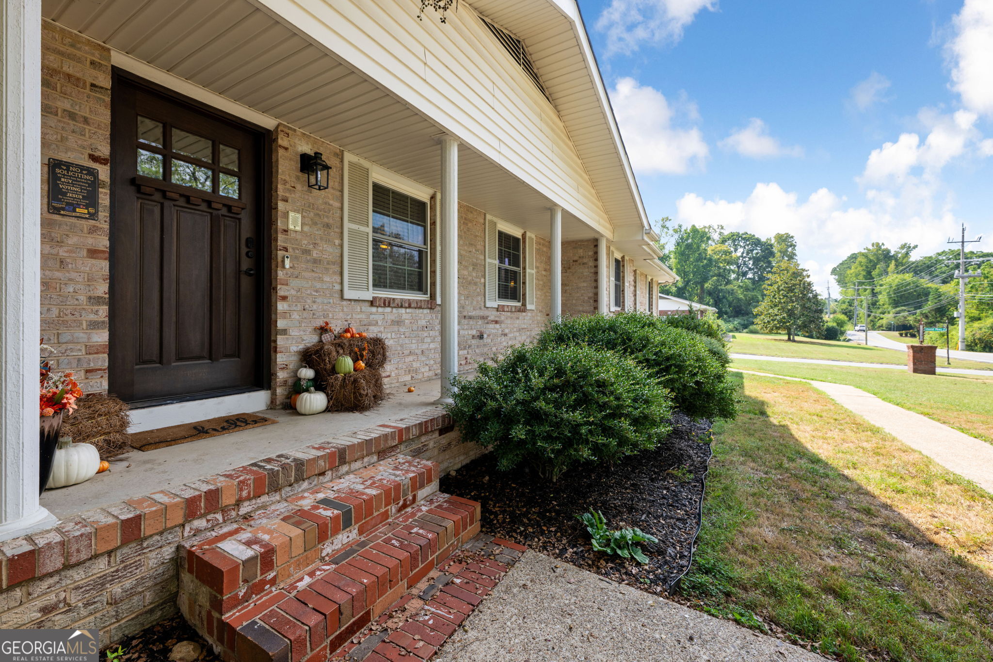 2130 Colonial Parkway Drive Property Photo 29