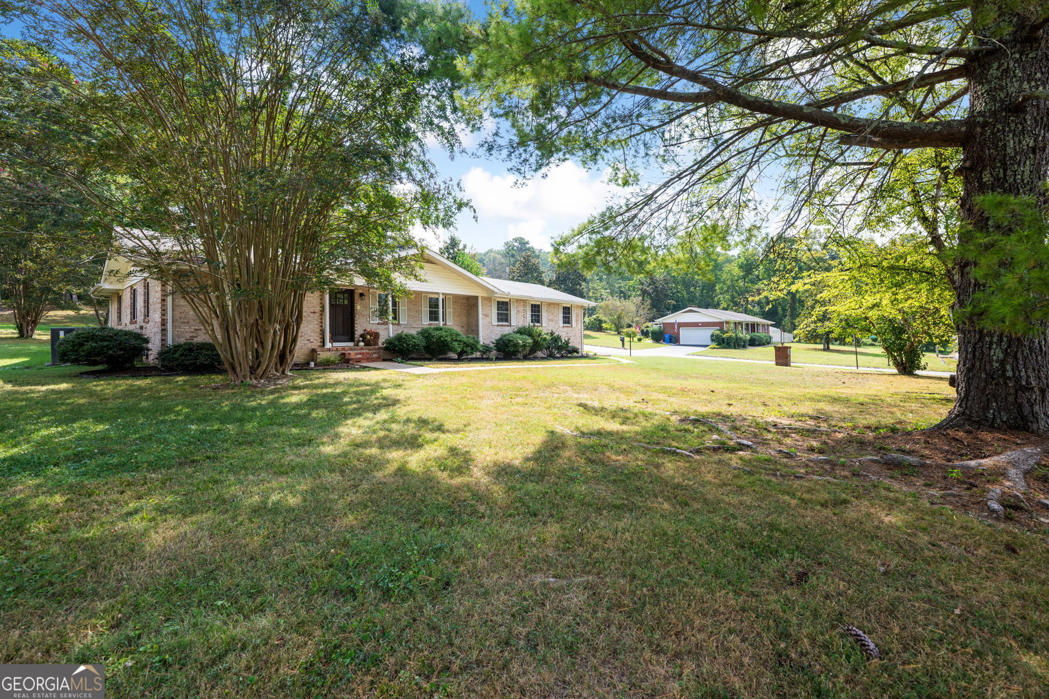 2130 Colonial Parkway Drive Property Photo 30