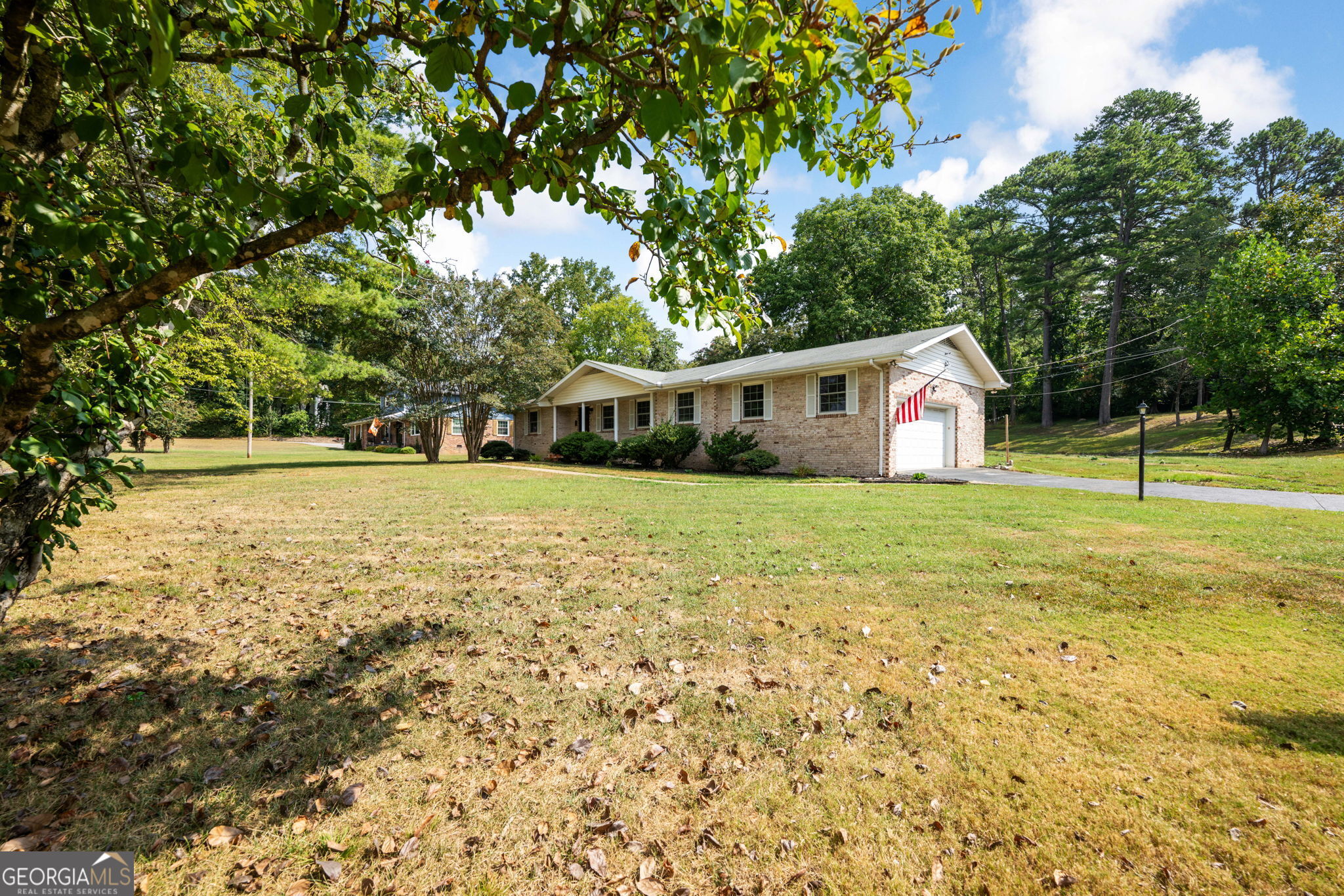 2130 Colonial Parkway Drive Property Photo 31