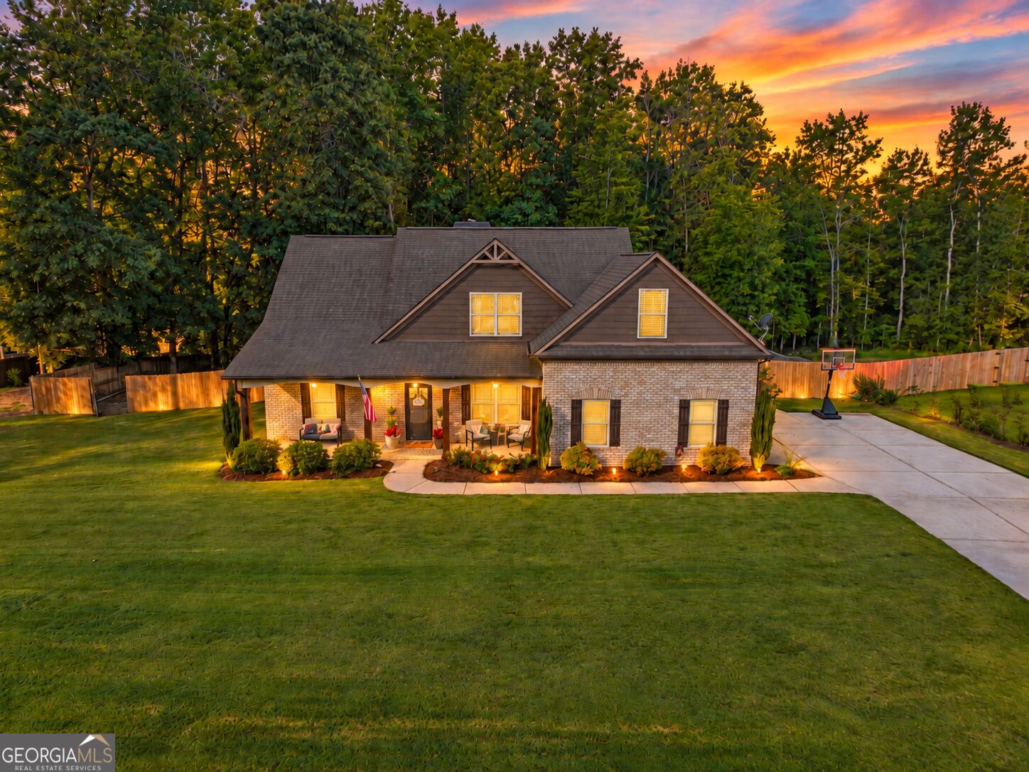 156 Fishers Mill Drive Property Photo 1
