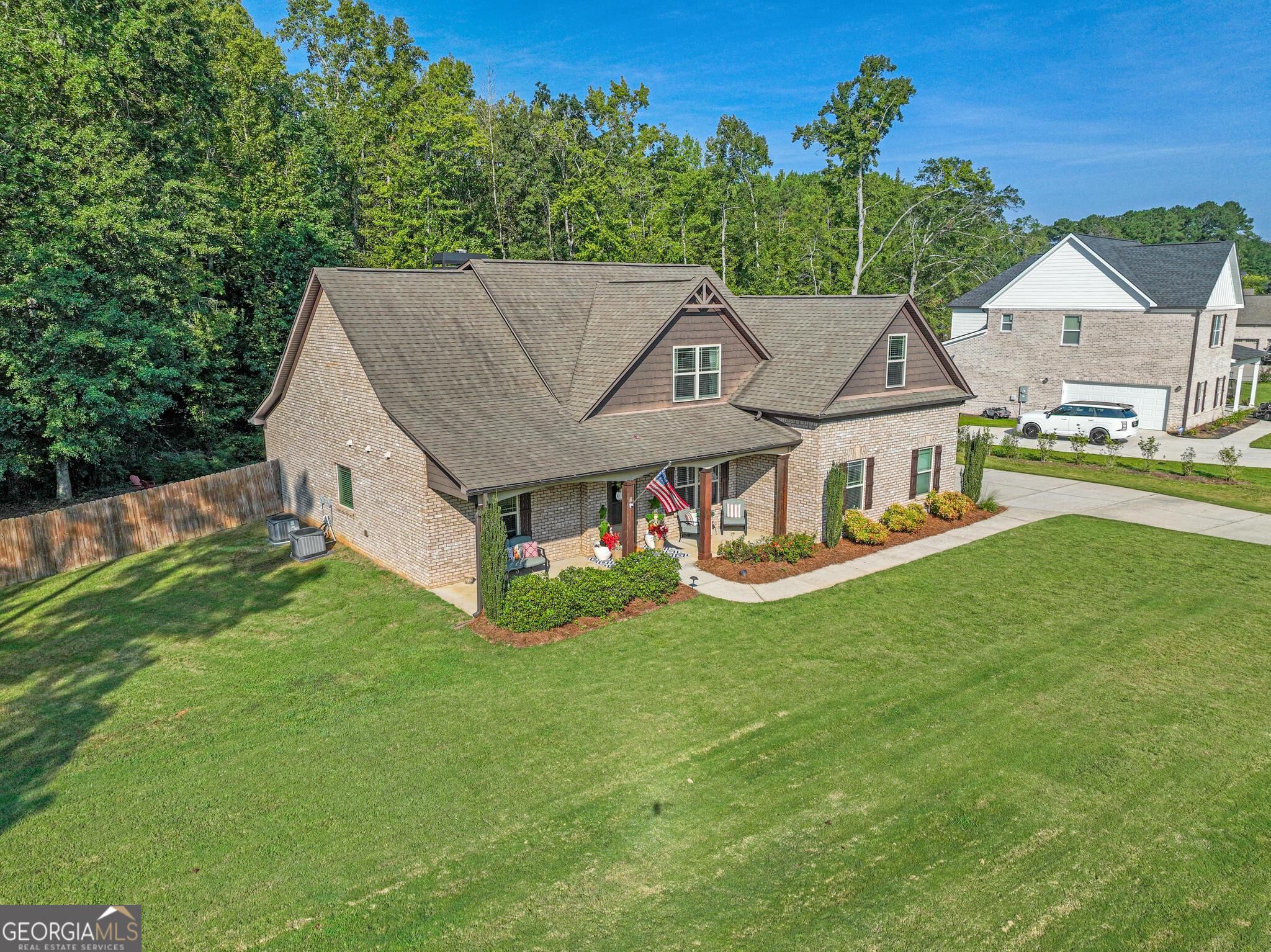 156 Fishers Mill Drive Property Photo 4