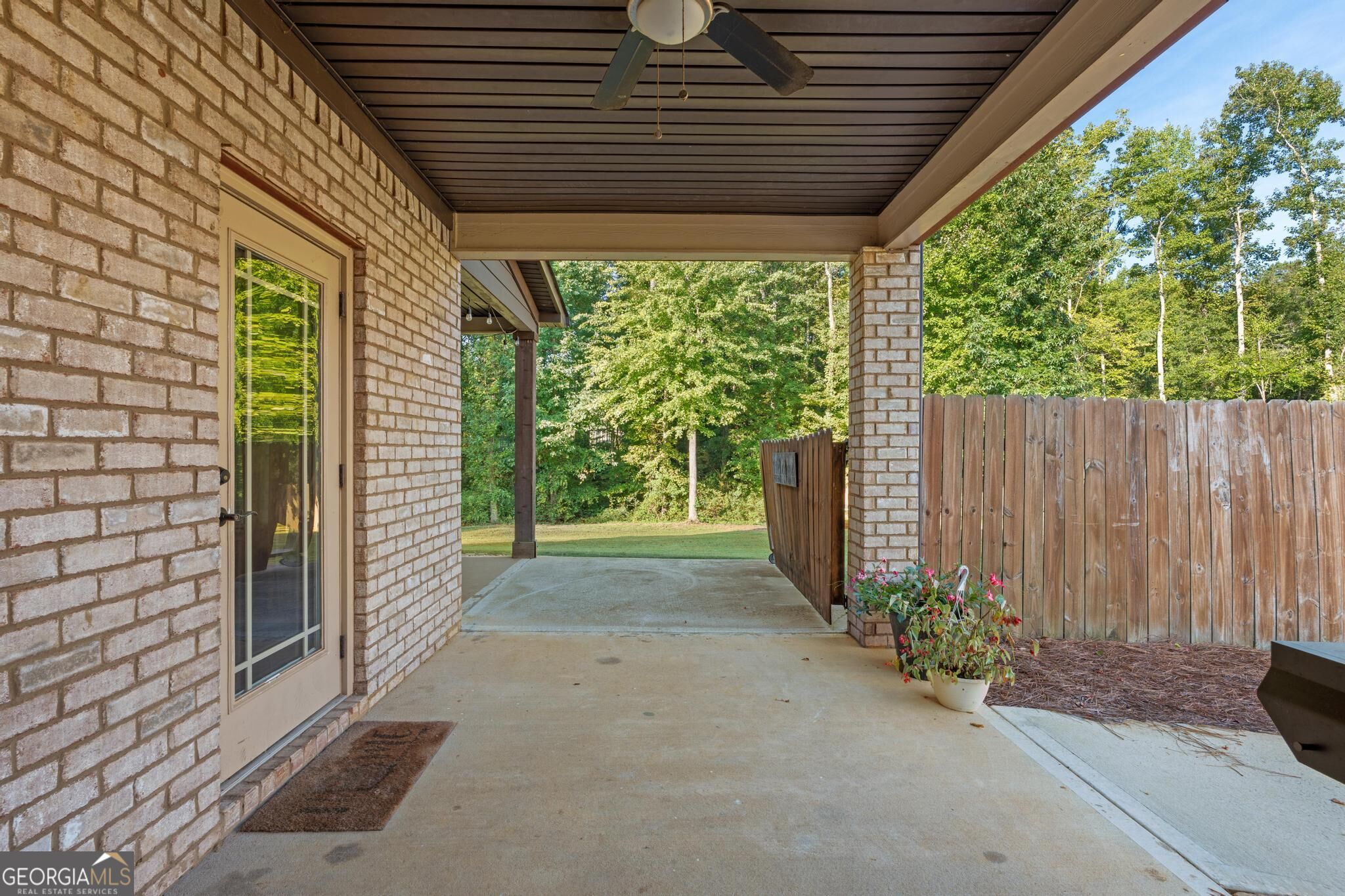 156 Fishers Mill Drive Property Photo 13