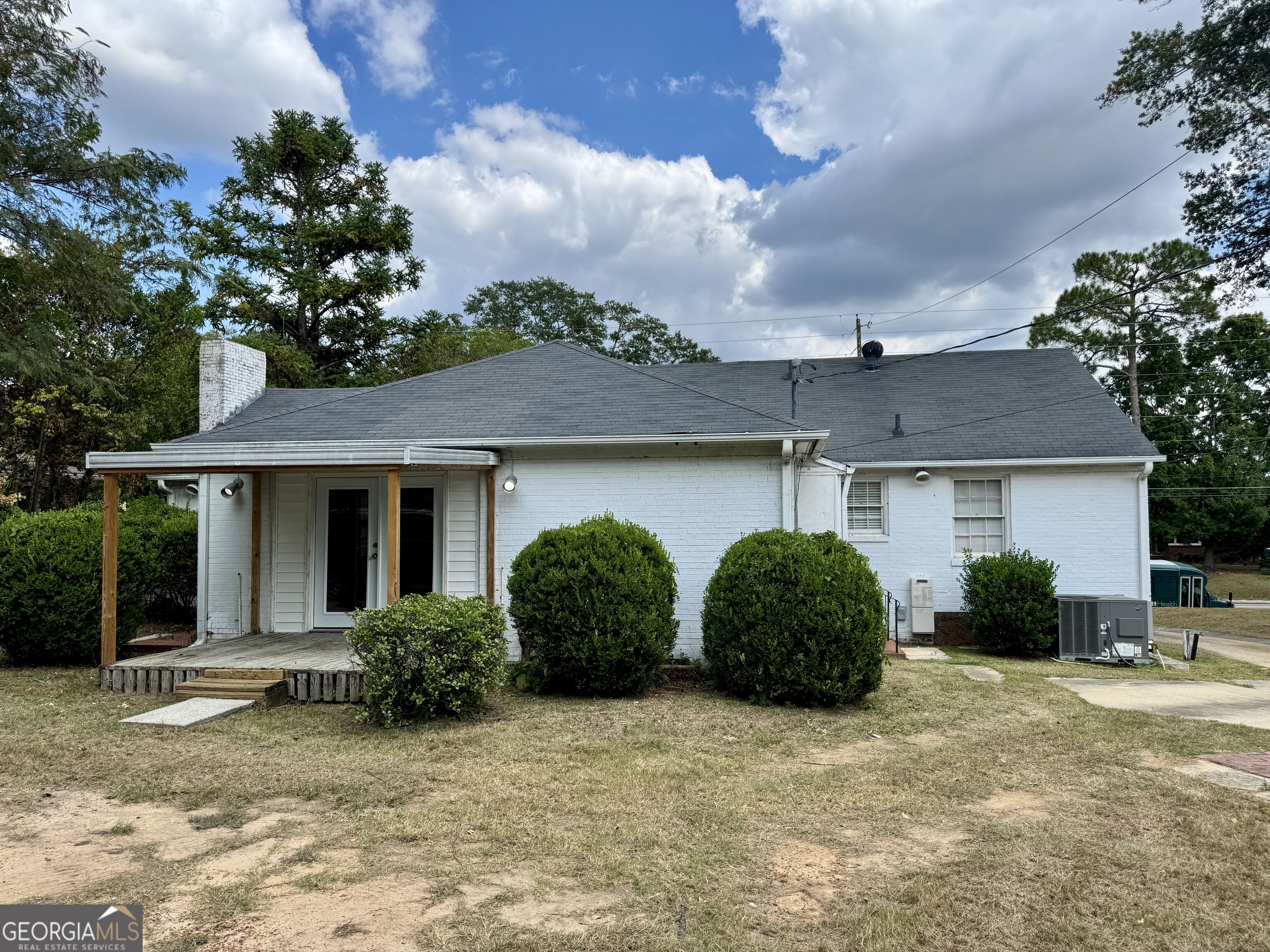 311 Pio Nono Avenue Property Photo 26