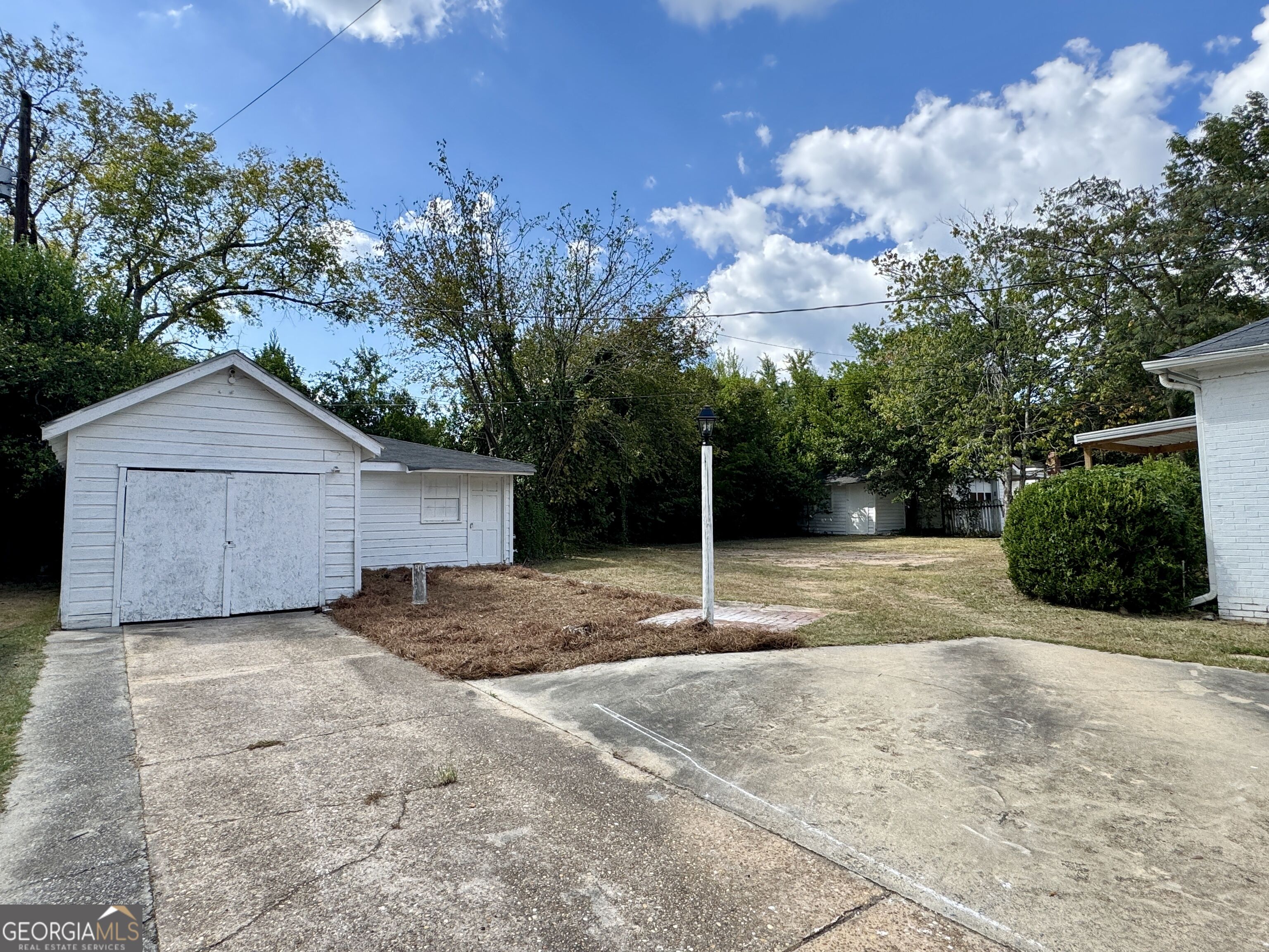 311 Pio Nono Avenue Property Photo 28