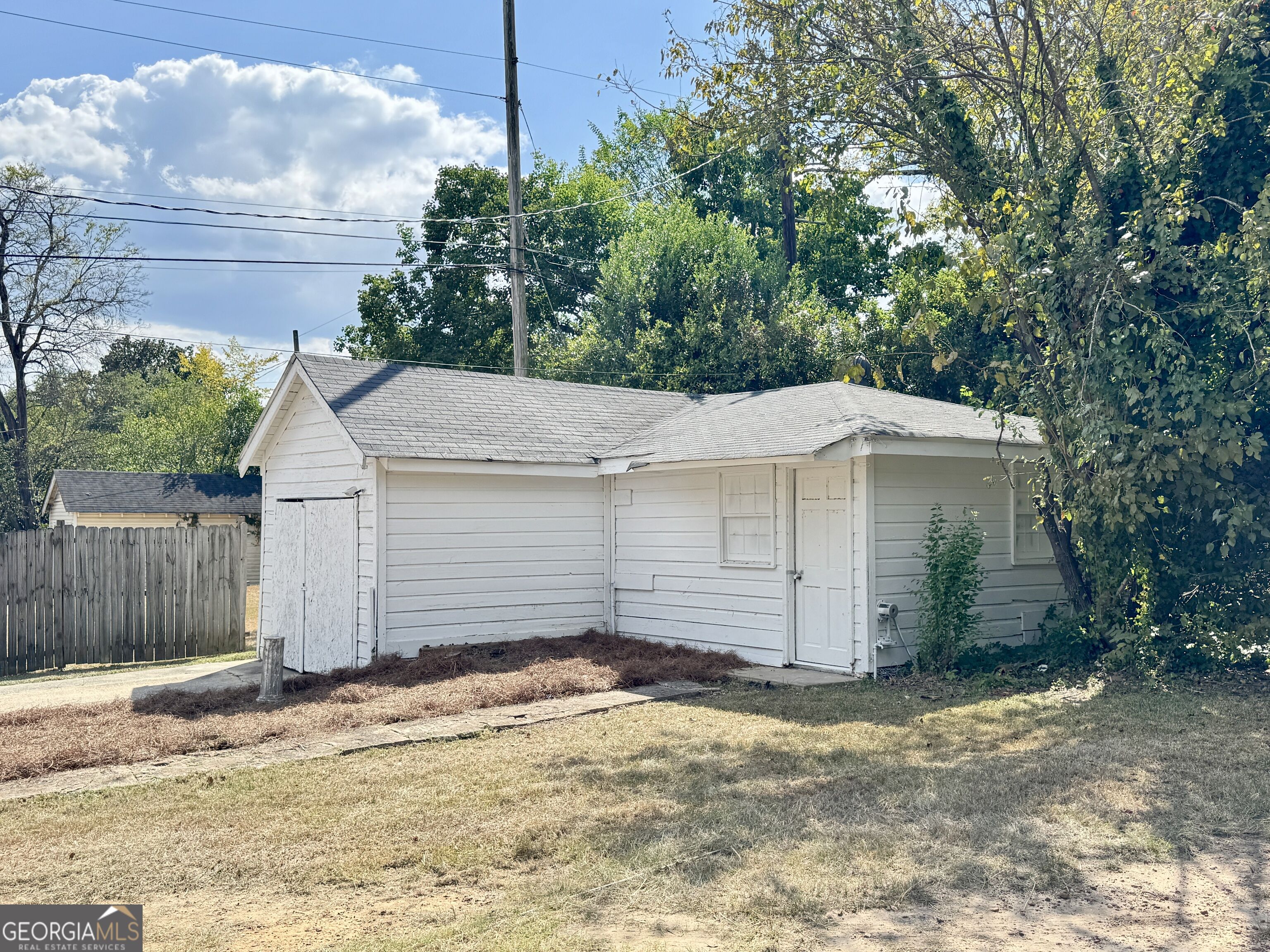 311 Pio Nono Avenue Property Photo 29