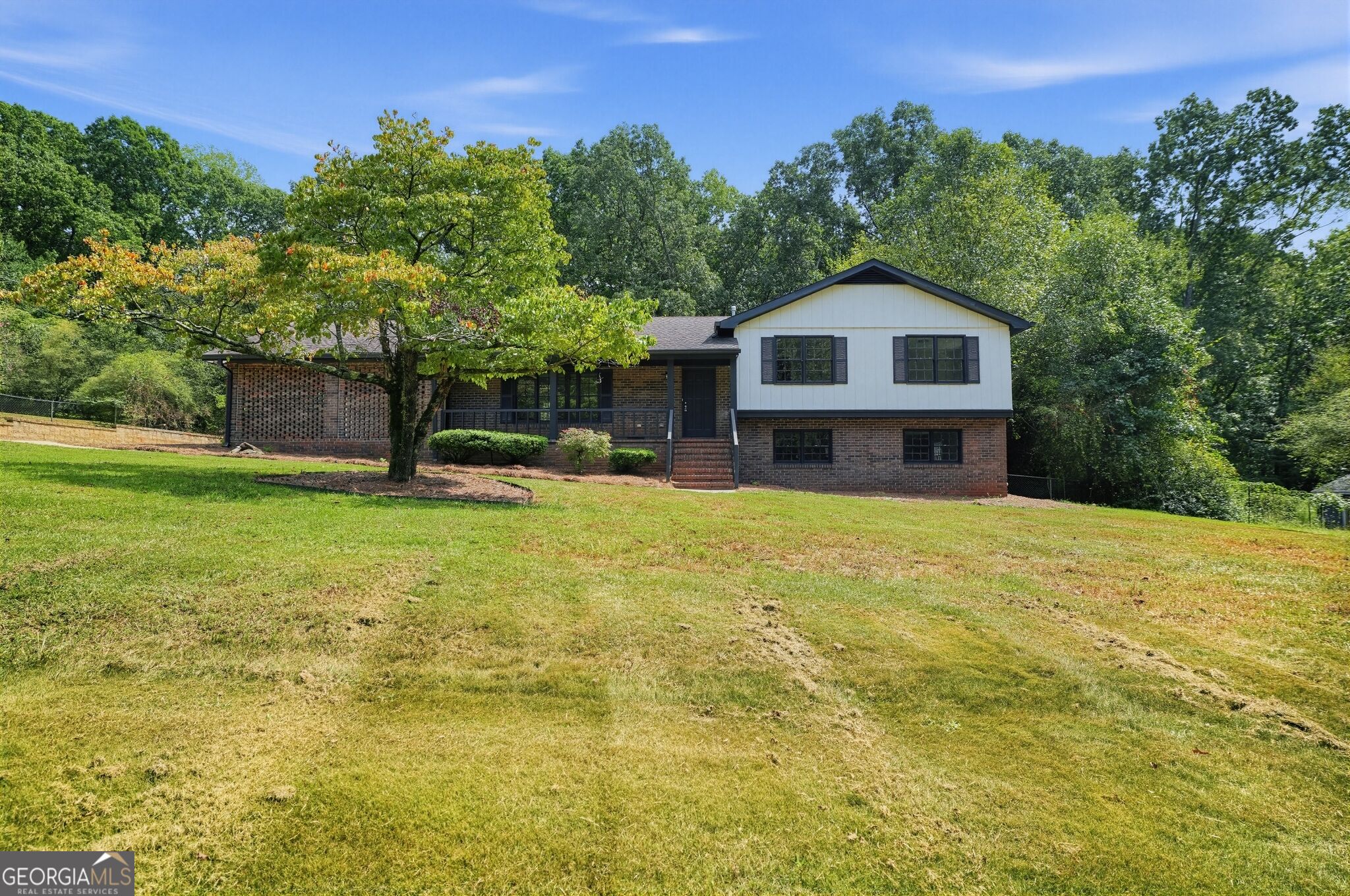 130 Kay Circle Property Photo 1