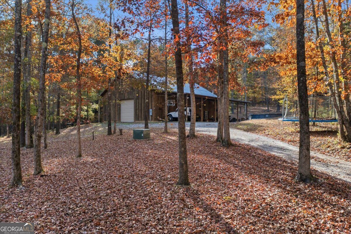 938 Marion Dairy Road Se Property Photo 1
