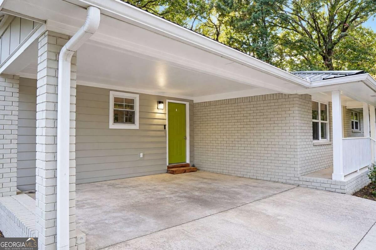 6395 Hemp Street Property Photo 5