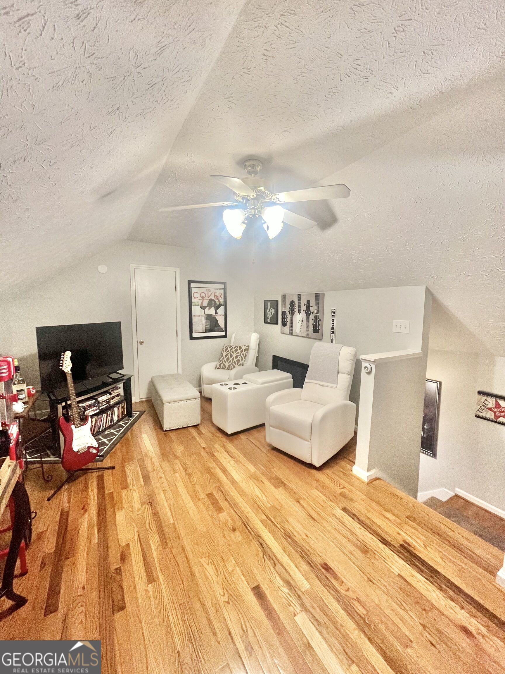 455 Cambridge Way Property Photo 16