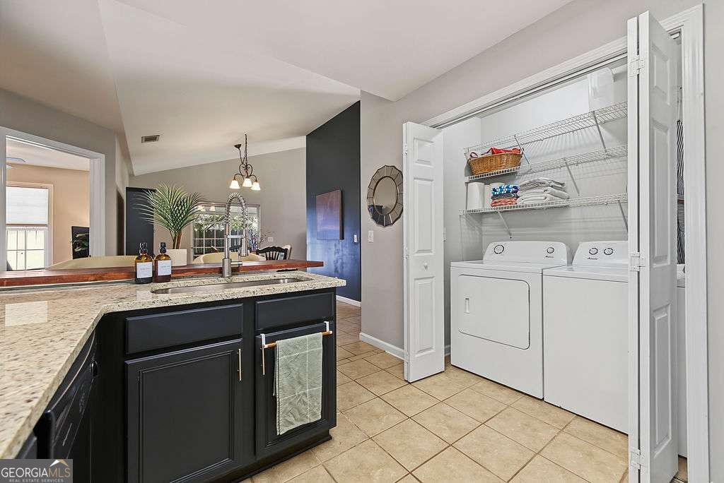 217 Parkridge Drive Property Photo 10