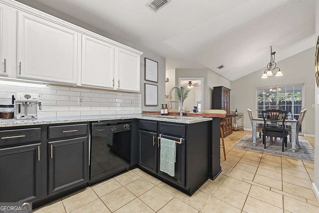 217 Parkridge Drive Property Photo 12