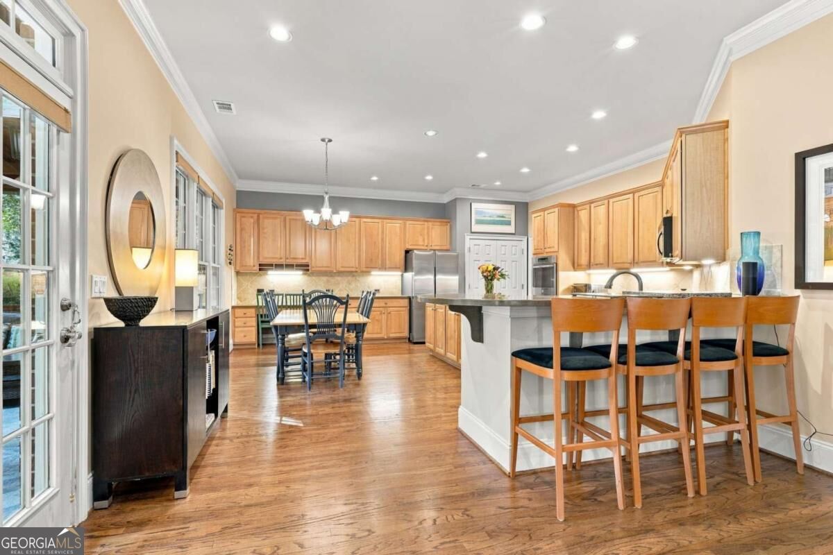 510 Wembley Circle Property Photo 12