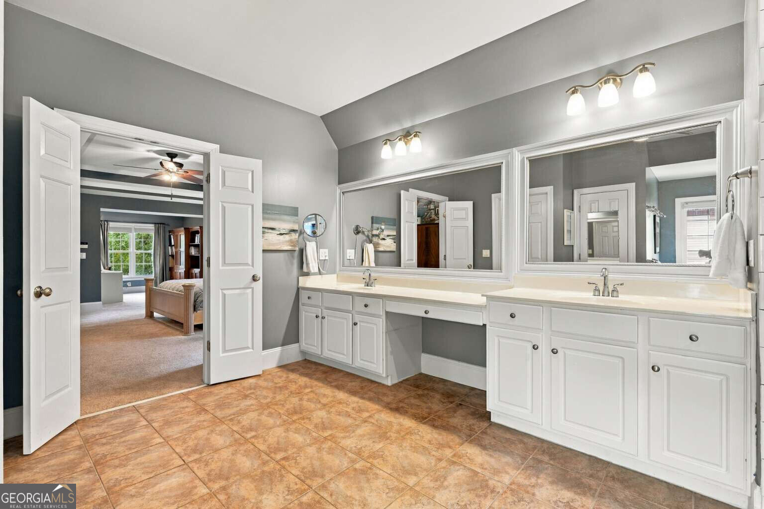 510 Wembley Circle Property Photo 25