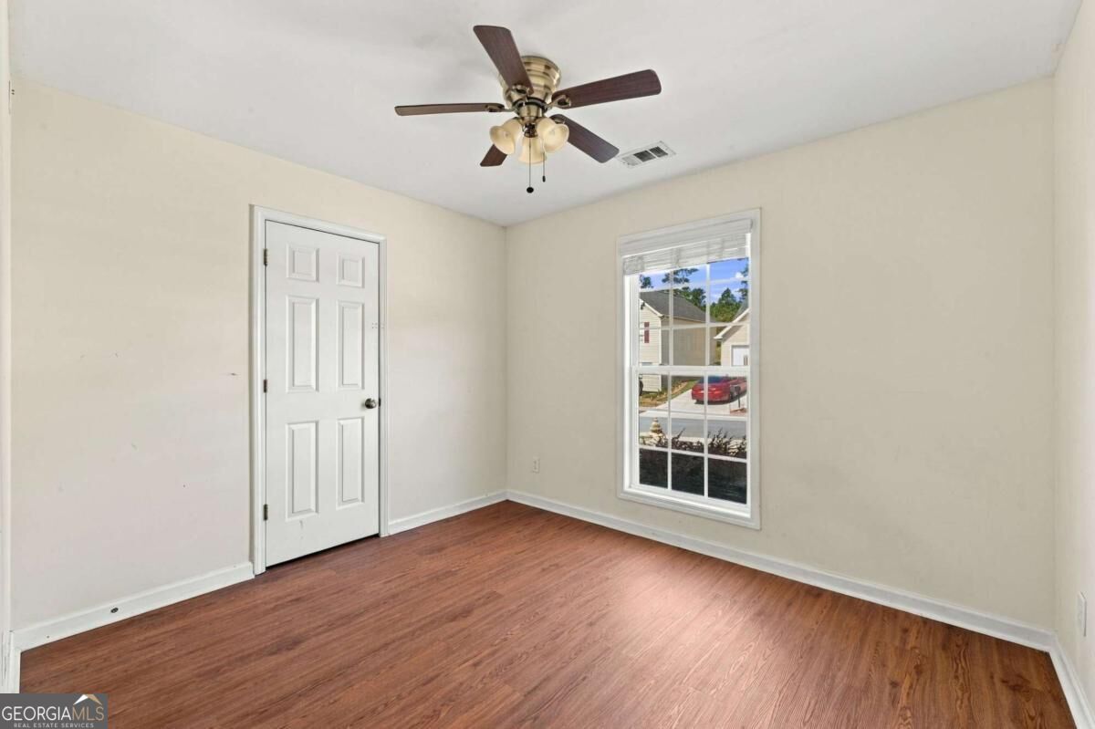 207 Providence Drive Property Photo 5