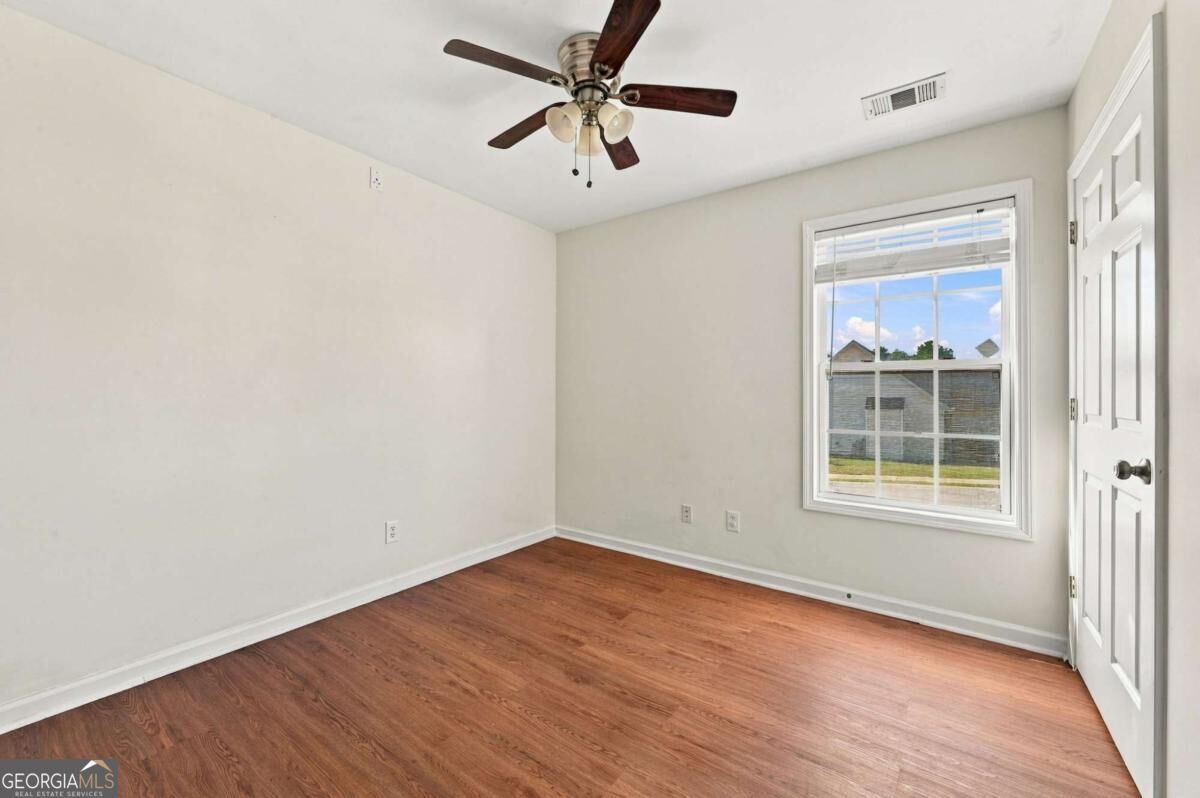 207 Providence Drive Property Photo 8