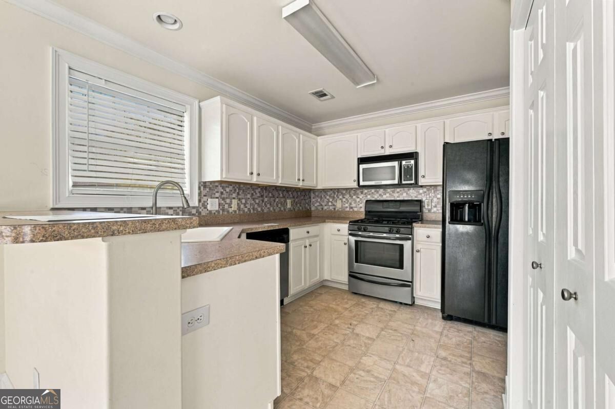 207 Providence Drive Property Photo 14