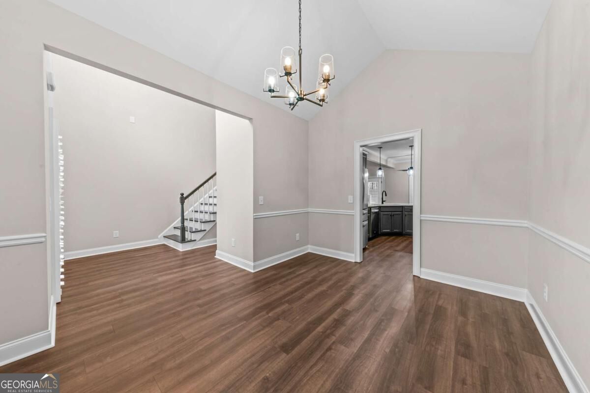 1650 Washington Way Property Photo 3