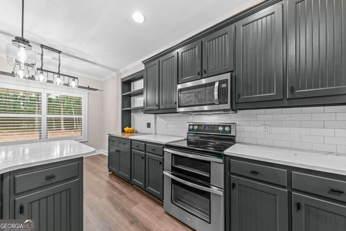 1650 Washington Way Property Photo 16