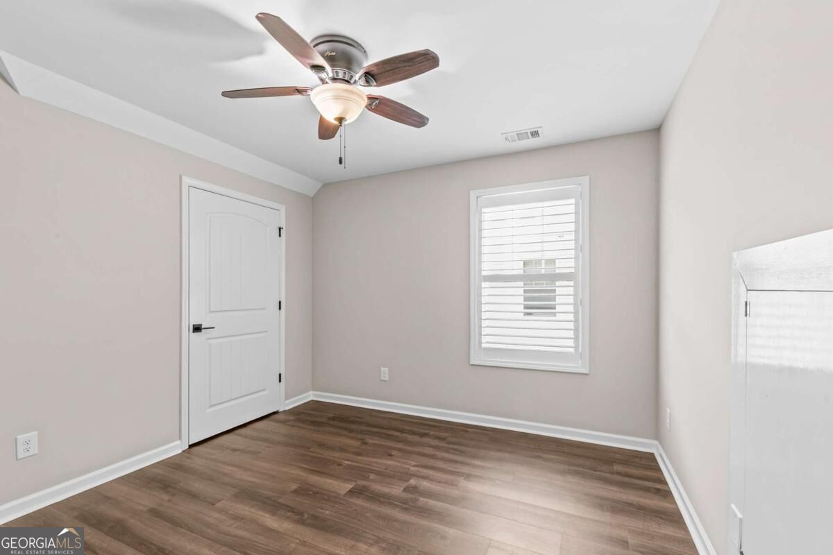 1650 Washington Way Property Photo 32