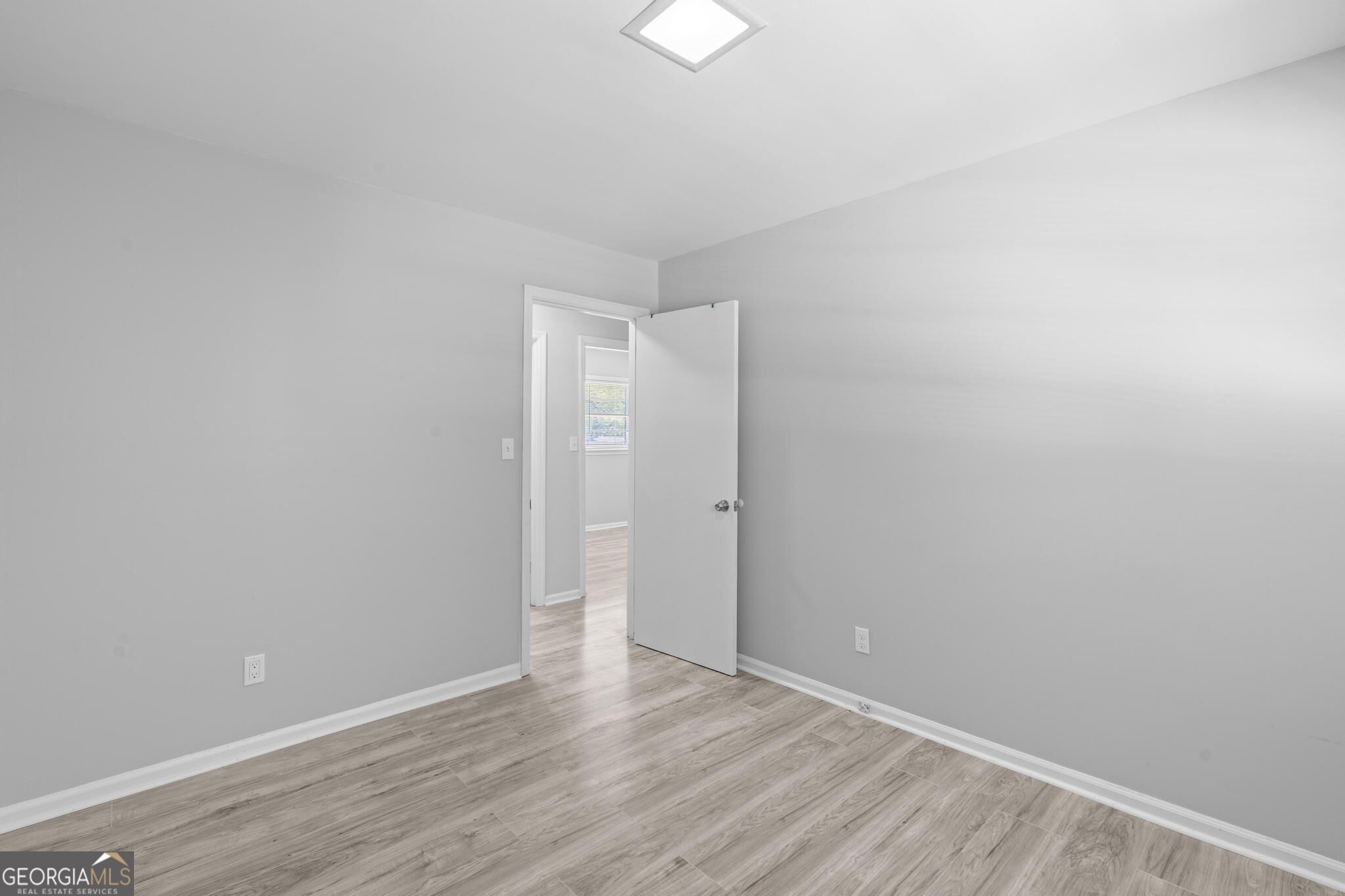 206 Evenview Circle Property Photo 15