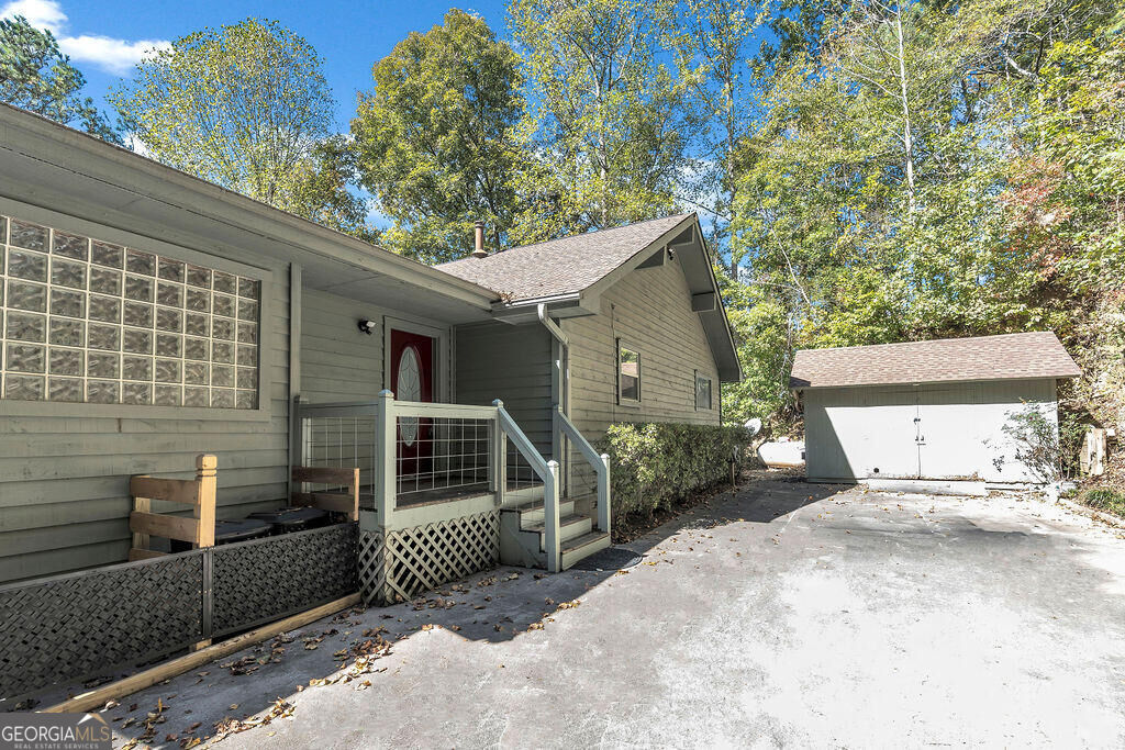 357 Johns Way Property Photo 3