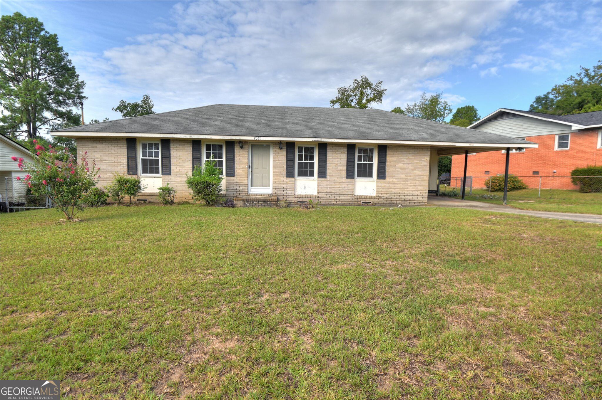 2083 Hillsinger Road Property Photo 1