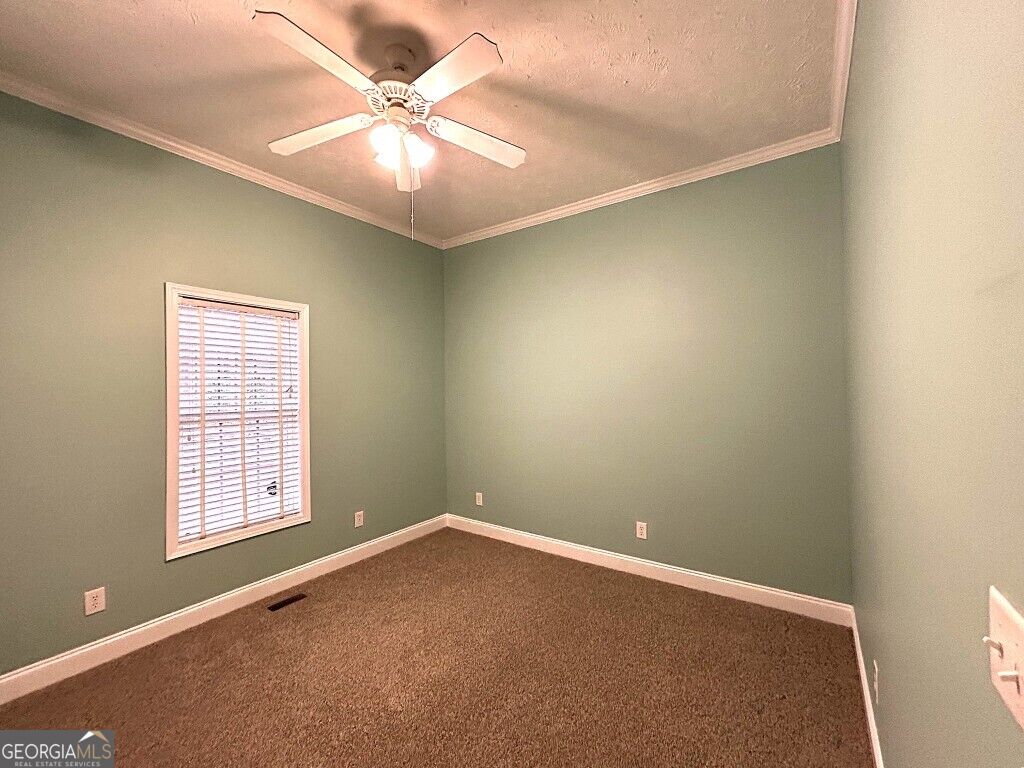 516 Lincoln Street Property Photo 27