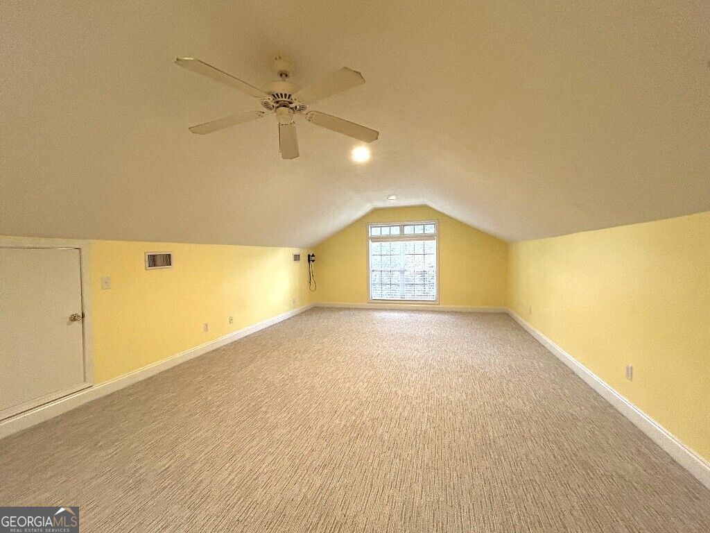 516 Lincoln Street Property Photo 33
