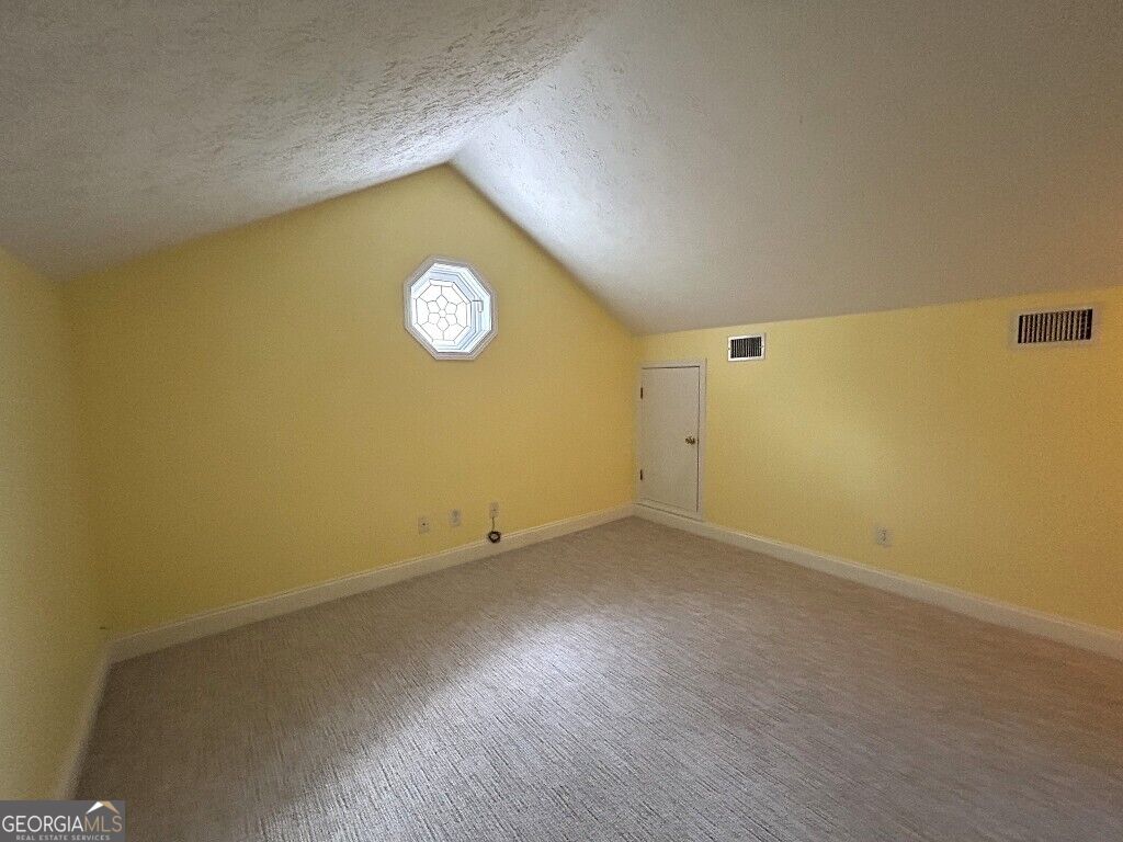 516 Lincoln Street Property Photo 36