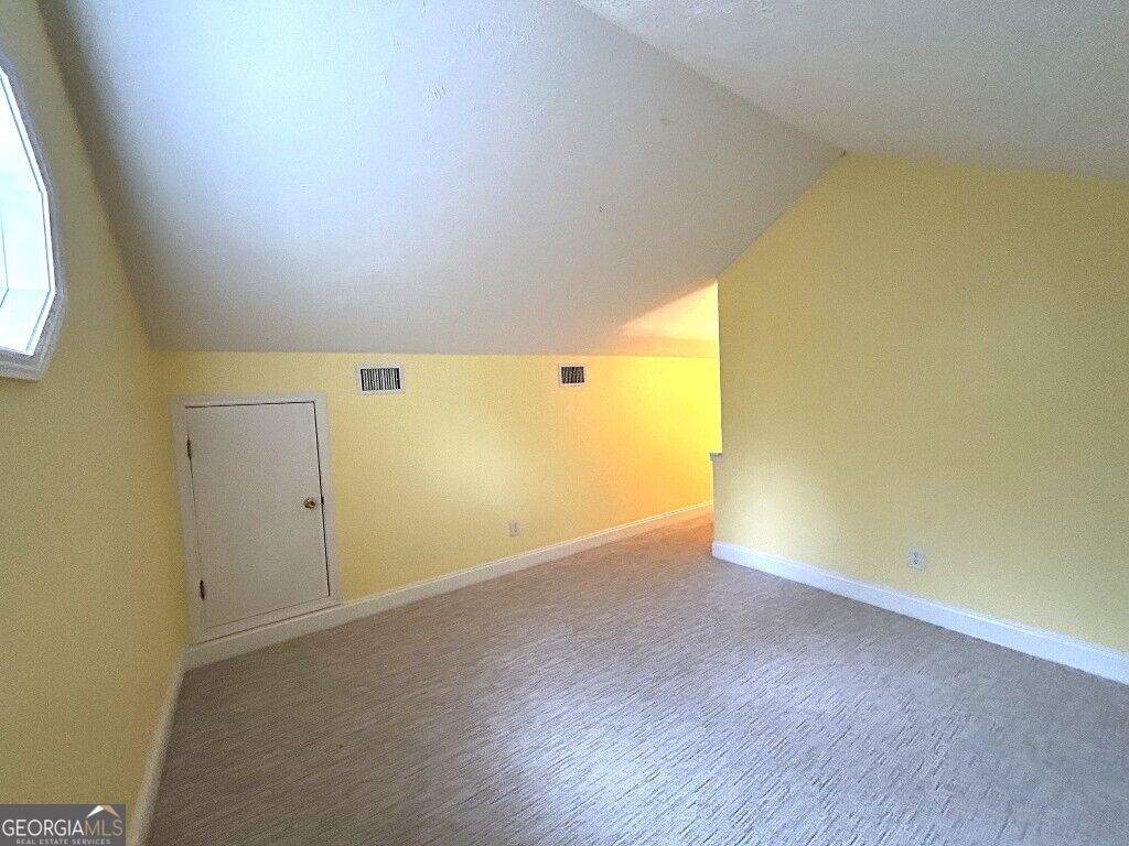 516 Lincoln Street Property Photo 37