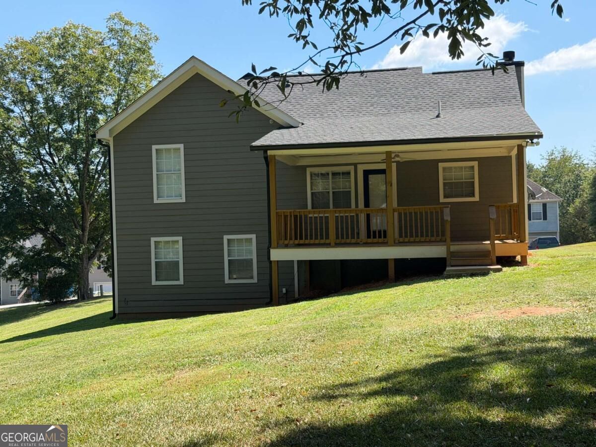 252 Thorn Brook Circle Property Photo 2