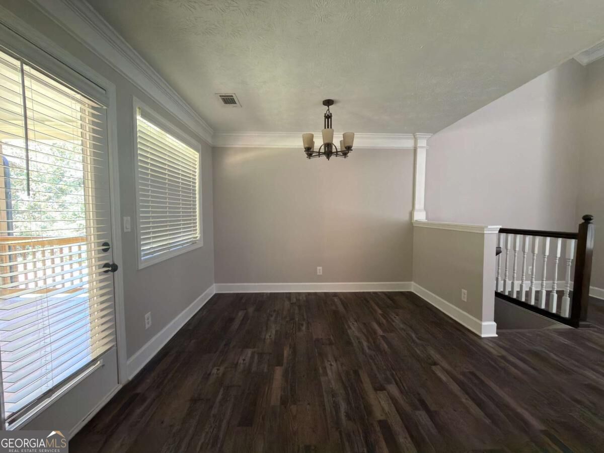 252 Thorn Brook Circle Property Photo 6