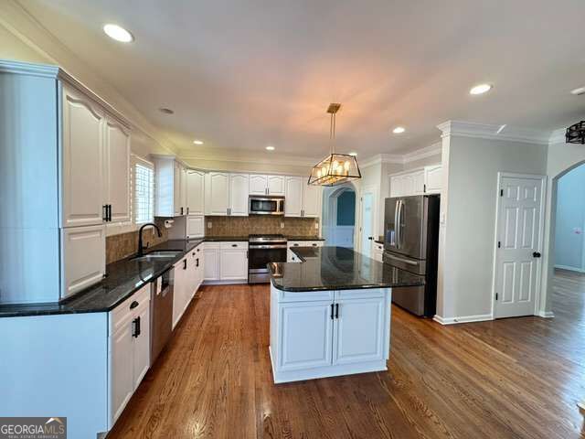 4157 Berkeley Landing Nw Property Photo 3