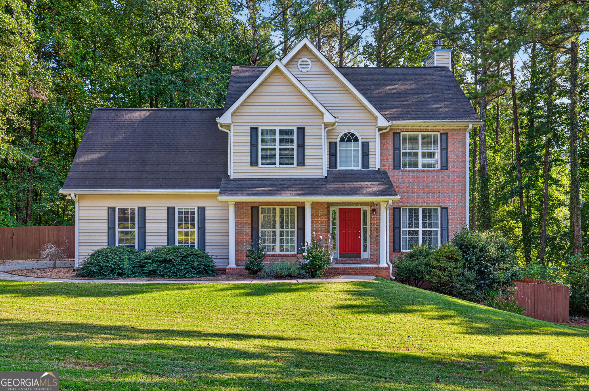60 Tyler Woods Drive Property Photo 1