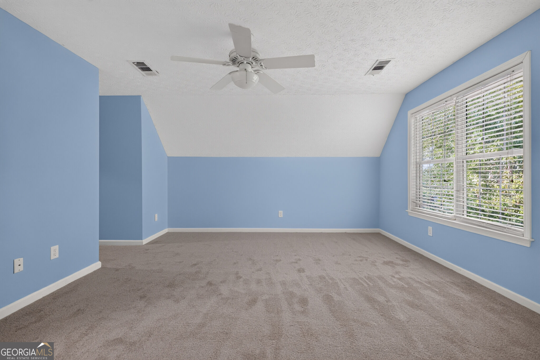 60 Tyler Woods Drive Property Photo 43