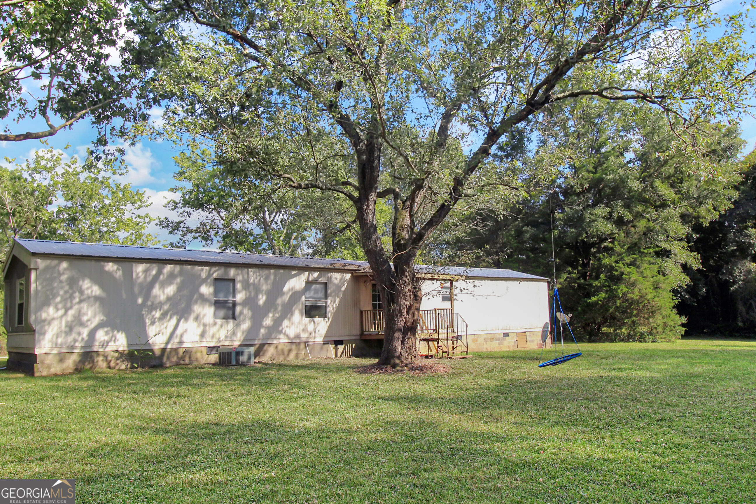 53 Drake Road Property Photo 6
